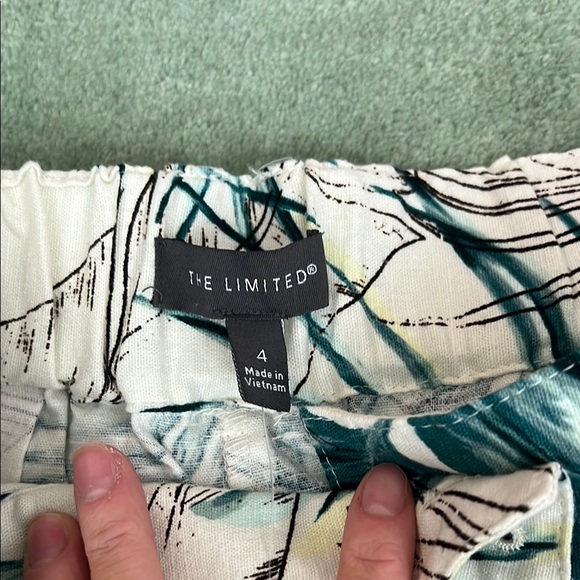 The limited Tropical Leaf Print pants - Picture 2 of 3